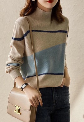 프렌치 터틀넥 배색 사선 스웨터(2Color)